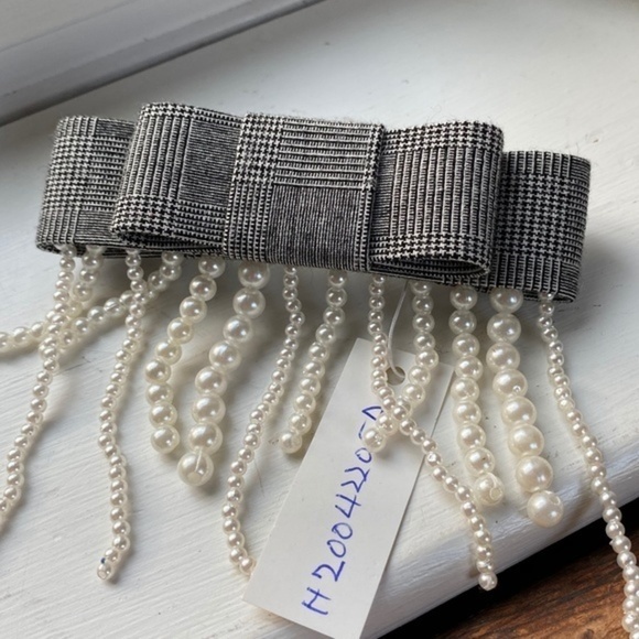 Anthropologie Houndstooth  Hair Bow Barrette - Picture 1 of 6